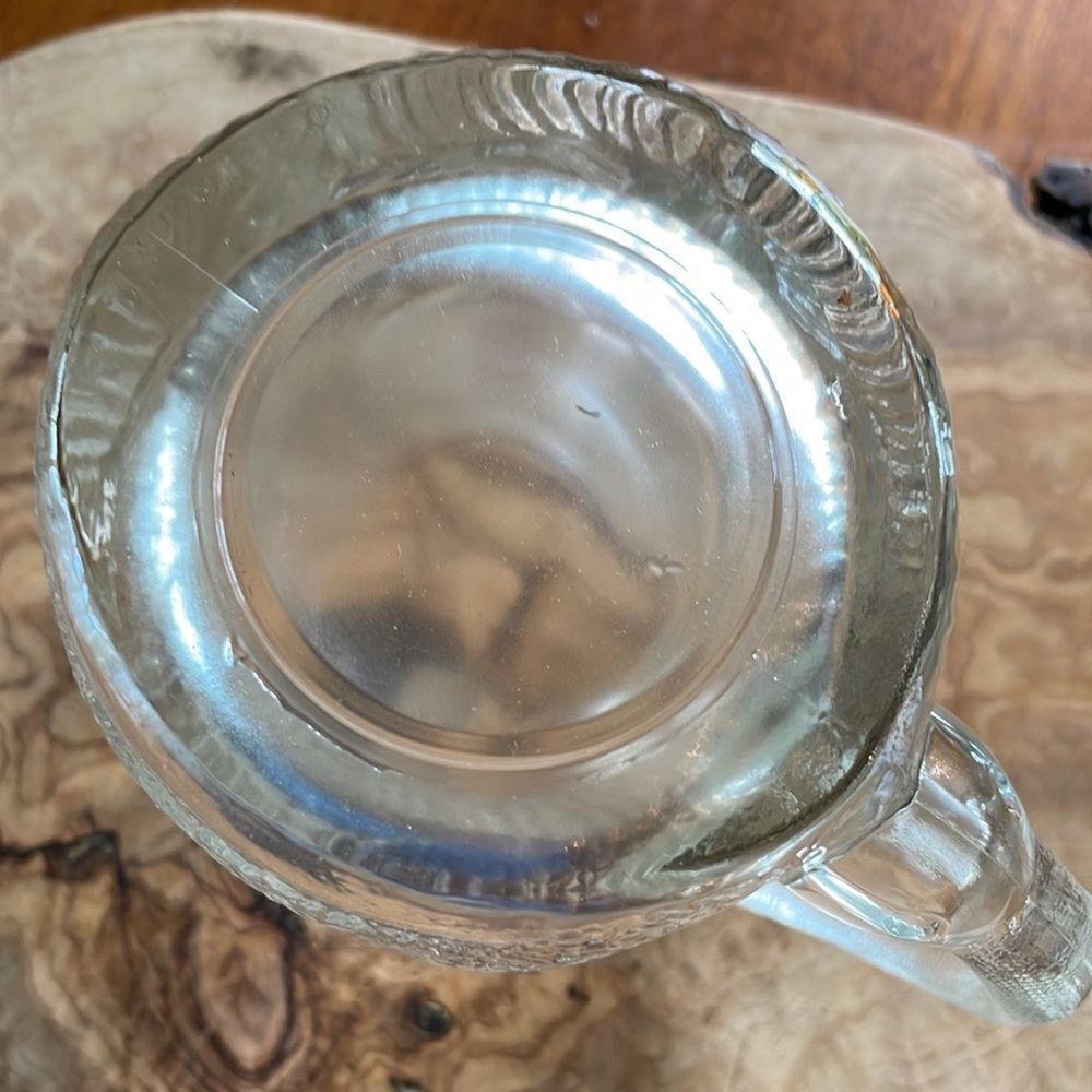 Vintage Luminarc Santa Mug - Picture 8 of 9
